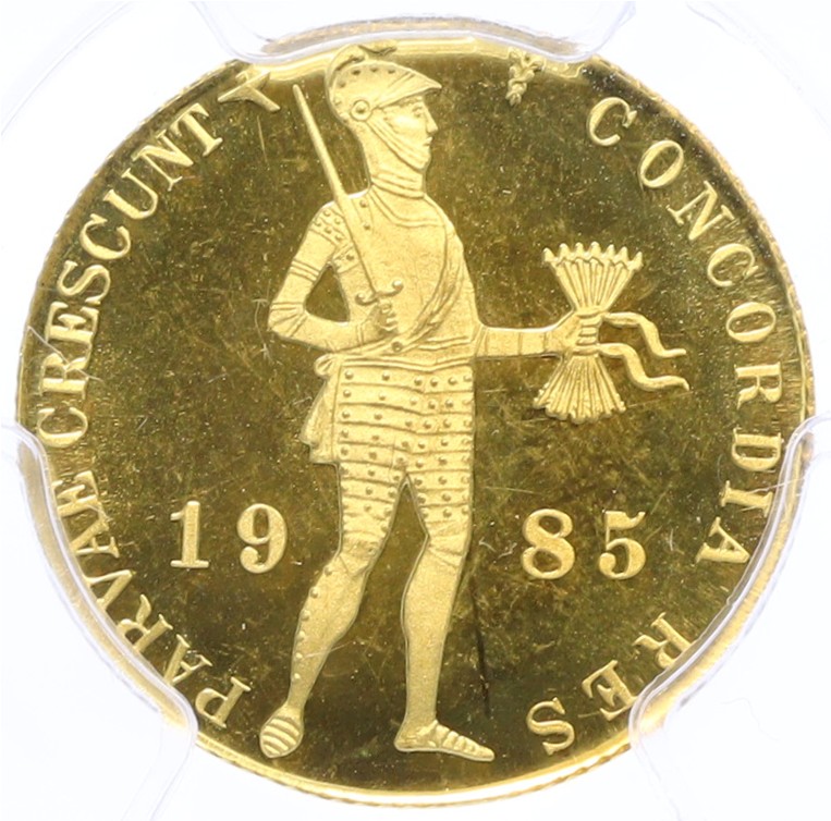 1 дукат 1985 года Нидерланды — в слабе PCGS (PR67DCAM) — Фото №1