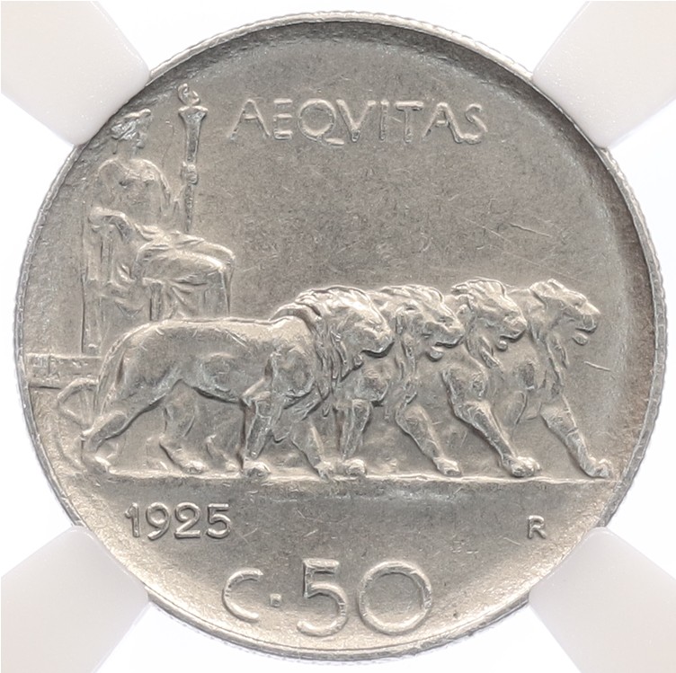50 чентезимо 1925 года Италия (Гурт рубчатый) в слабе ННР (AU55) — Фото №1