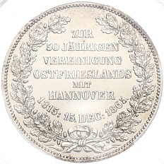 1 талер 1865 года Ганновер «50 лет союзу Восточной Фризии и Ганновера» — в слабе PCGS (MS62) — Фото №1